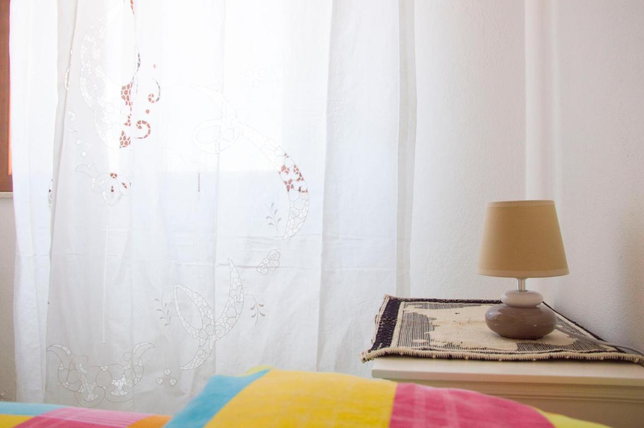 Bed and Breakfast Occhj A Mari Santa Teresa Gallura Exterior foto