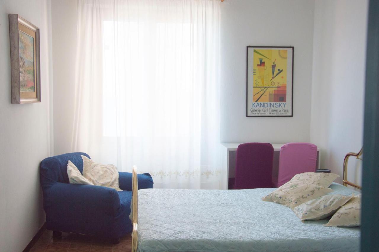 Bed and Breakfast Occhj A Mari Santa Teresa Gallura Exterior foto